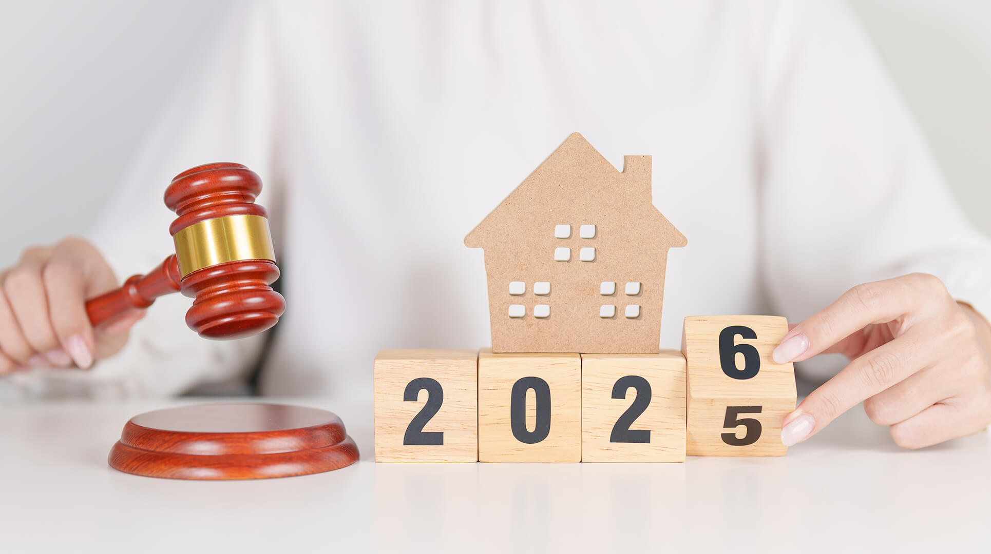 How does the bidding process work (and how do I determine a good bid)?